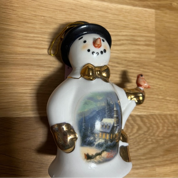 Thomas Kinkade Snowman Ornament - Picture 5 of 7